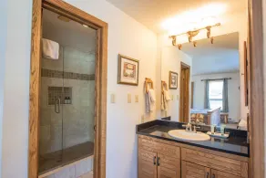 Rustic-Contemporary 3Br With Great Views Condo - Image 3