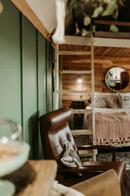 Private tiny cabin- 15 minutes from Dale Hollow Lake! - Image 5