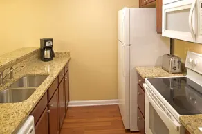 Lovely 2 bedroom minutes to Colonial Williamsburg - Image 5