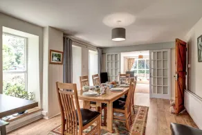 Meadow Cottage | Oxfordshire  Holiday Let | 4 Beds & Sleeps 8 - Image 5