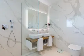 Casa ideal para familias con piscina privada, jardín y barbacoa | Vistas al lago | Al lado de la playa | Adaptada para el teletrabajo | Acepta mascotas - Image 4