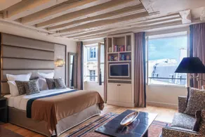 Luxury Apartment Paris Louvre - Image 3