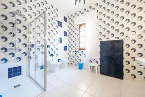 Casa vacanze 'Il Faro' con terrazza privata, Wi-Fi e aria condizionata - Image 4