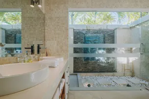 Deep Blue Villa Umeanyar - Image 2