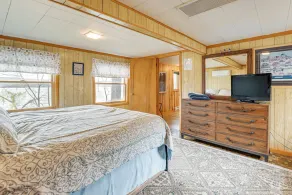 Sunset Side of Seneca Lake! Family Home w/ Dock - Image 4