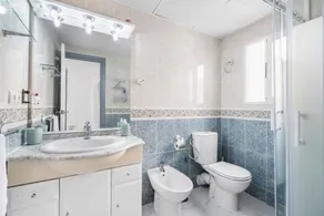 Torri apartments - 3 mins walk to beach - Image 3