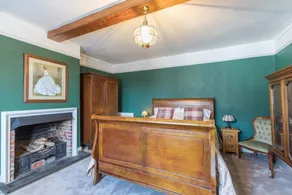 Grade II Listed Historic Town house in East Sussex - Image 2