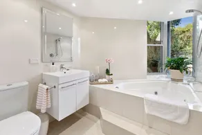 Cowan Waters Cottage Point - Image 3