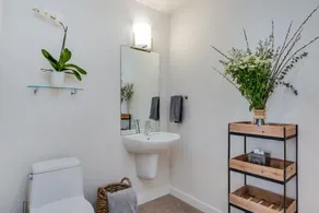 Eye Candy Loft | Modern Santa Fe Loft | Railyard District - Image 5