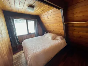 Slope-Side Bliss: A-Frame Haven with Private Hot Tub (Sleeps 7) - Image 5