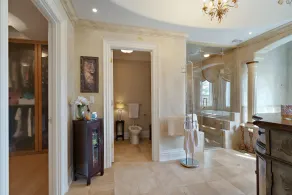 Luxury Estate in Halton - Image 3
