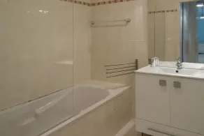 Bel appartement 6 personnes - piscine et climatisation - proche plage ! - Image 2