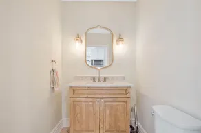 Charming Historic Home <.75mile to Navy Stadium, 1mile to USNA and Downtown - Image 3