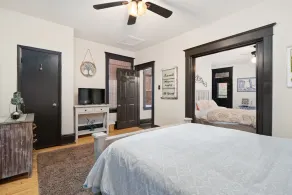 The RUSTIC CITY INN: Centrally located to everything, in beautiful Tower Grove - Image 4
