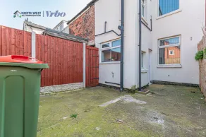 3 Bedroom Contractor Accommodation in Preston | Ideal for Long or Short Stays - Image 5