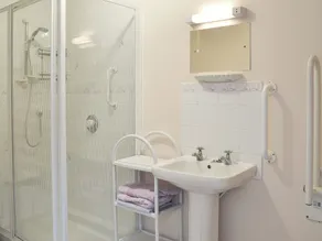 1 bedroom accommodation in Apse Heath, near Shanklin - Image 2