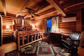 Beautiful log home less than a half mile from ichetucknee springs north entrance - Image 5