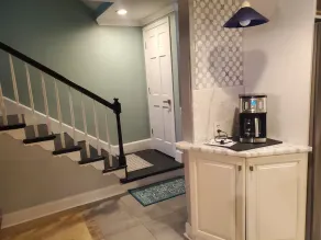 Luxury Waterfront Townhouse,  Private Hot Tub , Weekend Rentals - Image 4