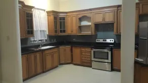 Luxurious Pen Hall Estate Apartment - Image 5