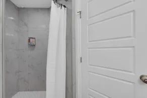 Friendly priced two-bedroom, two-bathroom apartment. Long-term stays accepted - Image 4