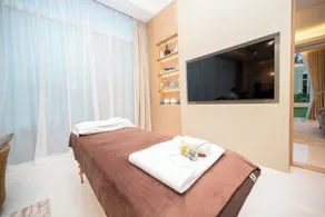 Andaman Pool Villas, Maikhao Beach Phuket - Image 2