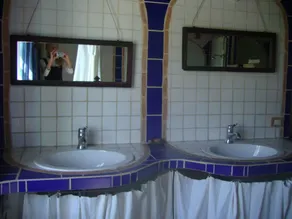 3 stenhus med pool i ett unikt läge - Stort hus 8P (6E + 2K) - Image 4