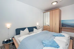 Apartment 'Typ A Zweiter Stock' with Lake View, Shared Terrace and Wi-Fi - Image 5