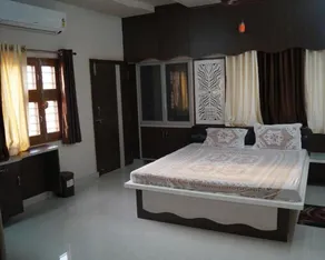 Immaculate 7-Bed House in Jodhpur - Image 5