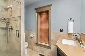 Real Escapes Properties Tilbyder Stolt \"A Village Overlook\"! - Image 3