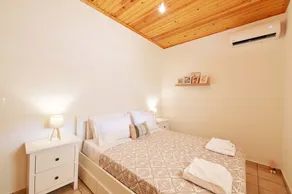 Olivilla Garden Retreat - A Peaceful Escape - Image 5