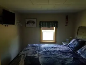 03) The Wolf Den Cabin - Image 3