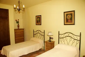 Holiday Home 'Rural Fábrica Del Azúcar 1' with Mountain View, Wi-Fi and Air Conditioning - Image 3