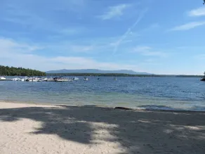 Patrician Shores Winnipesaukee Water Access Home Sleep 10 - Image 4