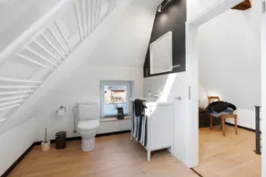 Room 24 - Image 4