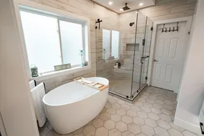 Heated Pool, Hot tub, Chef’s Kitchen, Tesla charging, Sleeps 14 - Image 2