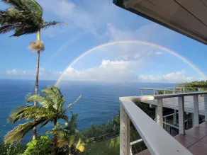 Paradise Bluff: Cliffside Home w/Gorgeous Ocean Views and Tropical Garden - Image 1