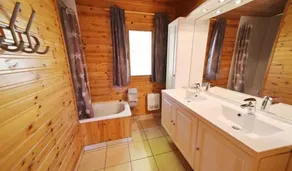 Holiday Home With a Panoramic View of the Ourthe, on a Quietly Located Property - Image 5