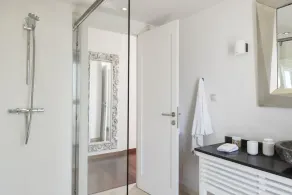Athena Villa Superior - Image 2