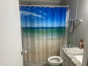 2-bedroom vacation home 23 minutes from Wabasso Beach Park - Image 3