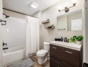 Urban Oasis w/Hot Tub Near Downtown & Arena Dist. - Image 2