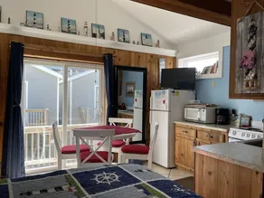 The Lighthouse Cabana just steps away from the Beach!! - Image 5