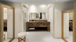 Villa ultra exclusive en bord de mer avec piscine à débordement et bain à remous. À quelques pas du sable - Image 5