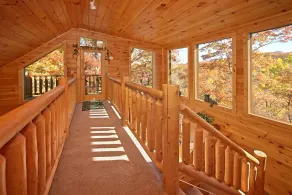 Une cabine de luxe calme et isolé à seulement 10 minutes de tout le plaisir! - Image 2