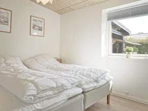 6 person holiday home in Rønne-By Traum - Image 4