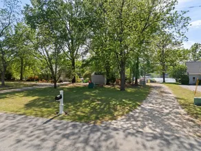 Blue Pointe | Amazing sunset views| Fabulous flat lot| Pet Friendly (Fee) - Image 3