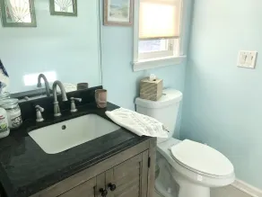 Single Family Ocean Block Wifi Beach Badges Washer And Dryer Private Yardspray Beach Ocean Block Contemporary 2Nd Off The Beach Close To - Image 4
