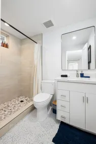 Brand New Studio in Carlsbad - Image 3