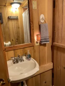 John's cabin  - Image 2