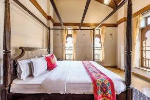 CosmicStays Parambi Farm- Vintage Charm - Image 5