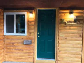 Rainbow Room The Black Bear Inn! Satellite, WiFi, Near River/Trails - Image 4